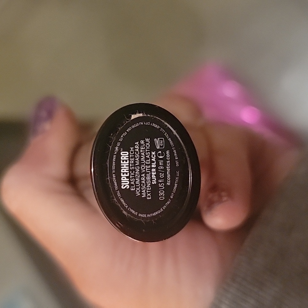 Benefit, IT Cosmetics, YSL, & Bareminerals mascara bundle with brand new bag! - Picture 6 of 16